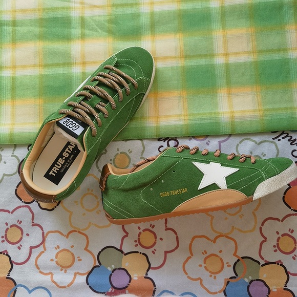 Golden Goose Other - Golden Goose Classic Casual Sneakers